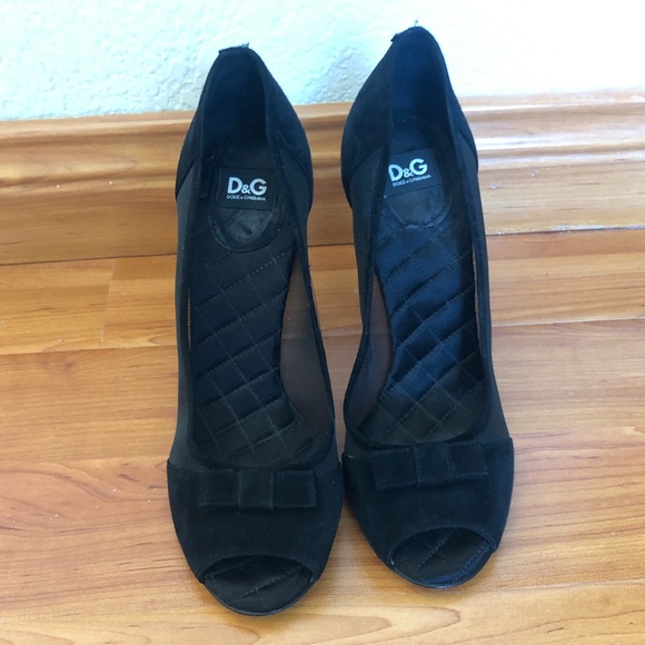Dolce &amp; Gabbana black pumps